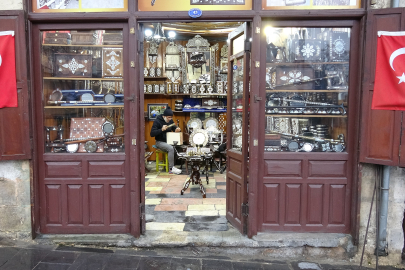 Osmanlı’dan Günümüze Gelen Sanatı 44 Yıldır Sürdürüyor