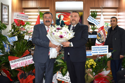 Gaziantep Minibüsçüler ve Otobüsçüler Odası’nda Bayrak Değişimi: Yeni Başkan Şerif Çokay Oldu