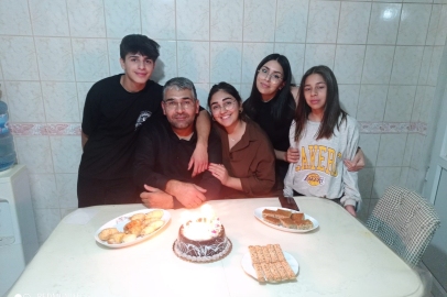  Depremde tüm ailesinin kaybeden babanın kayıp kızı için umutlu bekleyişi acıyla son buldu