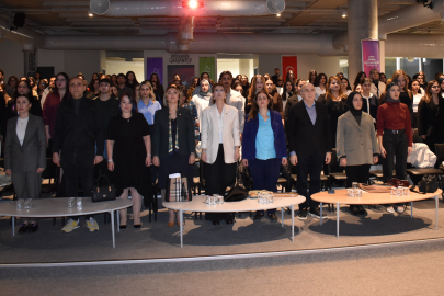 Mühendislik Topluluğu Tarafından Düzenlenen 8 Mart Dünya Kadınlar Günü Programı Yoğun Katılımla Gerçekleşti