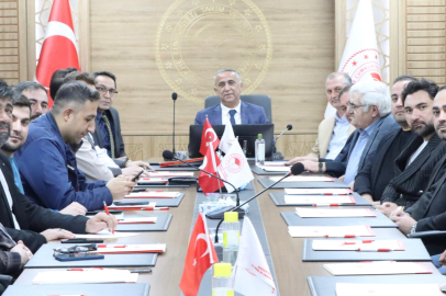 Ticari Etlik ve Yumurtacı Kanatlı İşletmelerin Biyogüvenlik Kurallarına dair Toplantı düzenlendi