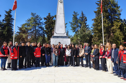 GAZİANTEP’TE ŞEHİT KABİRLERİ İÇİN ANLAMLI PROGRAM