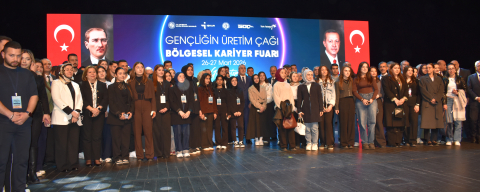 Gaziantep’te “Gençliğin Üretim Çağı Bölgesel Kariyer Fuar��” Açıldı: Gençlere Üretim ve İstihdam Vurgusu