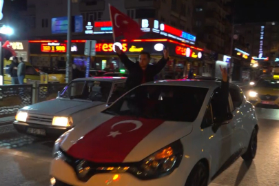 Gaziantep’te Türkiye’nin Dünya Kupası Sevinci Sokaklara Taştı