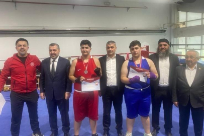 Gaziantep’te Yıldızlar ve Gençler Boks Turnuvası Büyük İlgi Gördü