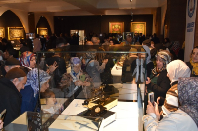 Mukaddes Emanetler Sergisine Yoğun Katılım