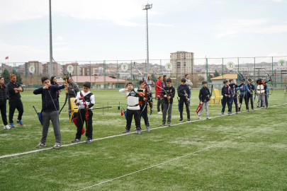 350 Sporcu Türkiye Şampiyonası Hedefiyle Okçulukta Yarıştı