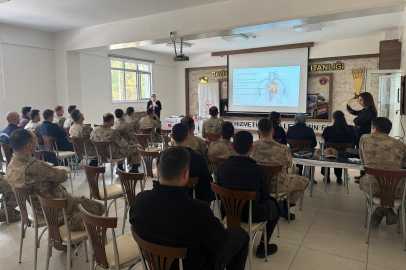 Gaziantep İl Sağlık Müdürlüğü ekiplerinden jandarmaya sağlık eğitimi