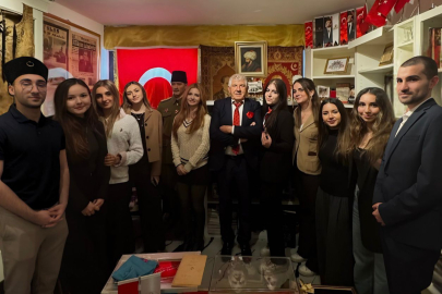 Kolektif Rotterdam’dan “Çanakkale ve Atatürk Evi”ne anlamlı ziyaret