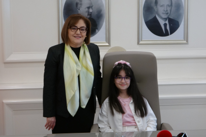 Başkan Şahin Koltuğunu 23 Nisan’da Devretti