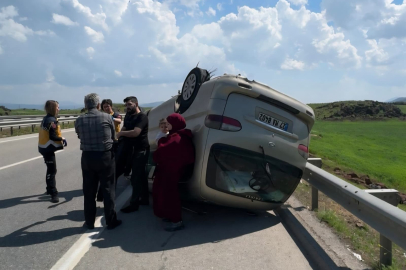 Gaziantep’te Korkutan Kaza: Minibüs Takla Attı