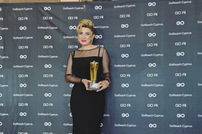 ALG GÜZELLİK SAHİBİ UZMAN ESTETİSYEN ÖZGÜR ALALGÖZ: 30 YILLIK TECRÜBE AKADEMİDE HAYAT BULDU