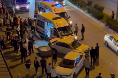 Ambulansın Karıştığı Zincirleme Kazada 3 Yaralı