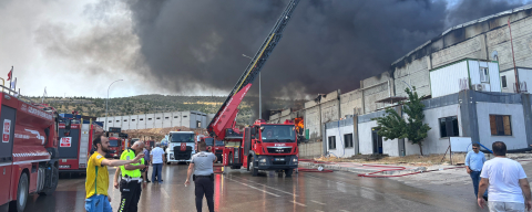 SON DAKİKA | Gaziantep’te tekstil fabrikasında yangın çıktı