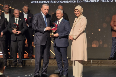 CUMHURBAŞKANI ERDOĞAN’DAN BAŞKAN TAHMAZOĞU’NA BİRİNCİLİK ÖDÜLÜ