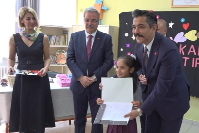 Gaziantep’te Öğrenciler Karne Sevincini Yaşadı
