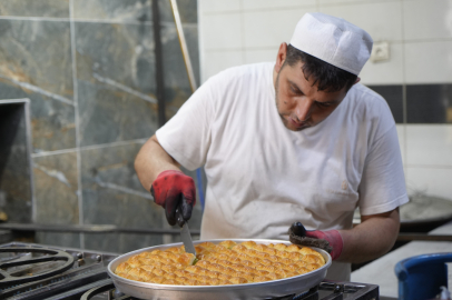 Baklavacılarda Düğün Sezonu Yoğunluğu Başladı