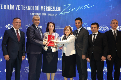 BİLİMİN ZİRVESİ GAZİANTEP'TE