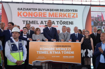 Gaziantep'e Dev Kültür ve Fuar Merkezi İçin İlk Kazma Vuruldu