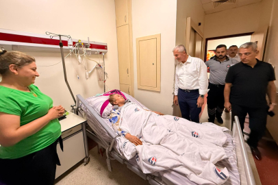 Başkan Tahmazoğlu'ndan Hastalara Moral Ziyareti