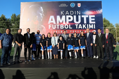 Türkiye'nin İlk Kadın Ampute Futbol Takımı Gaziantep'te Sahaya Çıktı