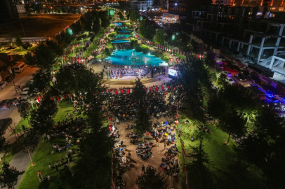 Şehitkamil'de Vadi Park Konserine Yoğun İlgi