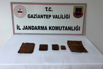 Gaziantep’te tarihi eser operasyonu: 5 İbranice kitap ele geçirildi
