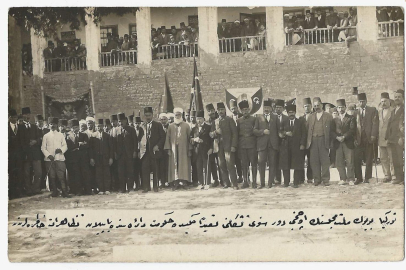 MİLLİ MÜCADELE DÖNEMİNE TANIKLIK EDEN 5 TARİHİ FOTOĞRAF, GAZİANTEP KENT ARŞİVİ’NE KAZANDIRILDI