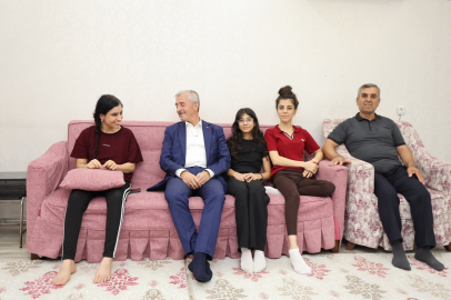 Tahmazoğlu, Vatandaşların Taleplerini Evlerinde Dinledi