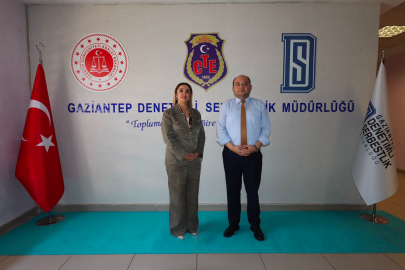 Aslı Emektar’dan Denetimli Serbestlik Müdürü Can Deveci’ye Ziyaret
