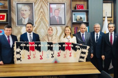 Derya Bakbak, Türkiye Yüzyılı Buluşmaları Kapsamında Uşak’ta