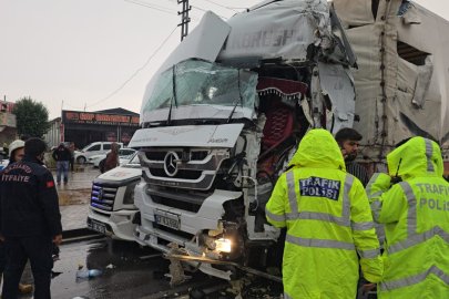 Gaziantep’te Zincirleme Kaza! 3 Araç Birbirine Girdi: 2 Yaralı