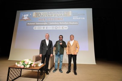 OYTUN ERBAŞ’TAN TAHMAZOĞLU’NA EVLİLİK GÖREVİ! “BU İŞİ BAŞKAN ÇÖZER”