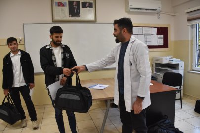 Şahinbey’den 101 Bin Mehmetçiğe Asker Çantası Desteği