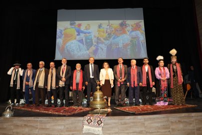 GAZİANTEP’TE ASIRLIK ÂŞIKLIK GELENEĞİ YAŞATILDI