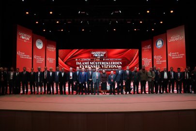 Gaziantep’te uluslararası düşünce forumu başladı