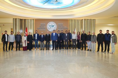 Yılmaz, GİBTÜ’de akademisyenler ve öğrencilerle bir araya geldi