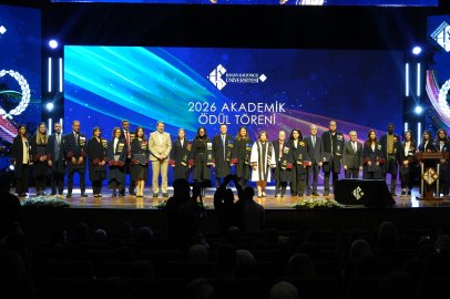 HKÜ’DE BİLİMDEN SPORA BAŞARI ÖDÜLLERİ