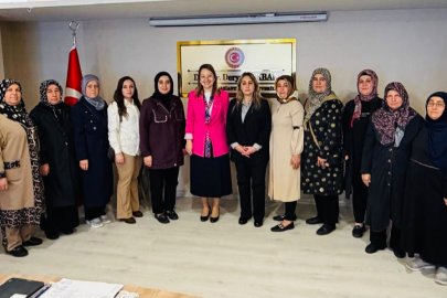 Derya Bakbak’tan Teşkilatlarla İstişare Toplantısı