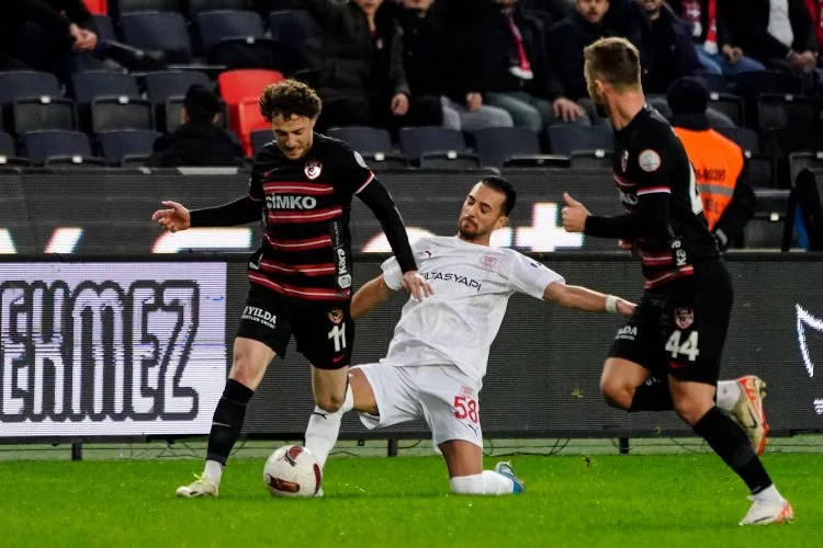 Gaziantep FK, Pendikspor'a puan kaptırdı
