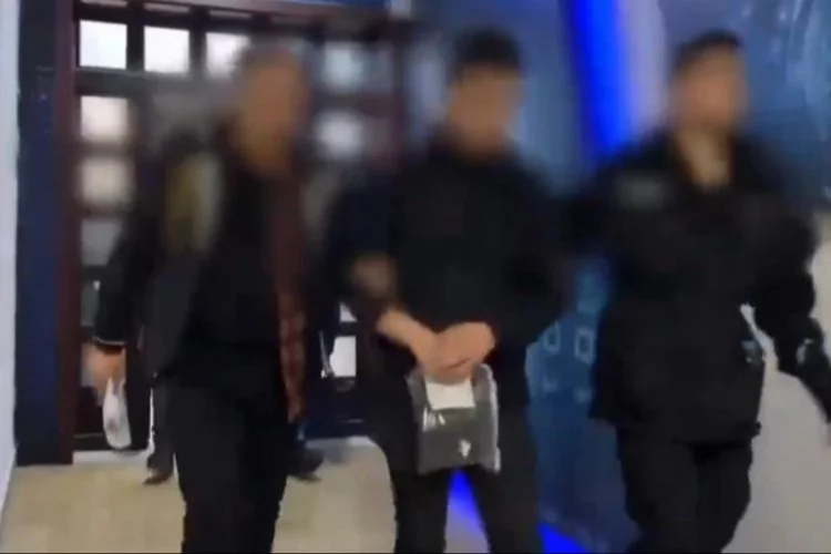 Kayseri merkezli 10 ildeki "Sibergöz-22" operasyonunda 14 tutuklama