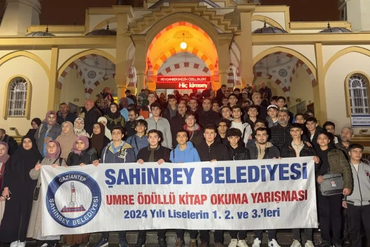 Şahinbey’de 174 öğrenci umreye uğurlandı